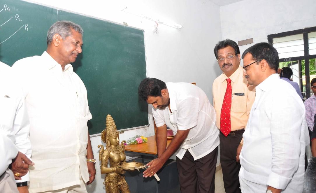 Srinivasa Institute of Engineering and Technology East Godavari Events photo 16